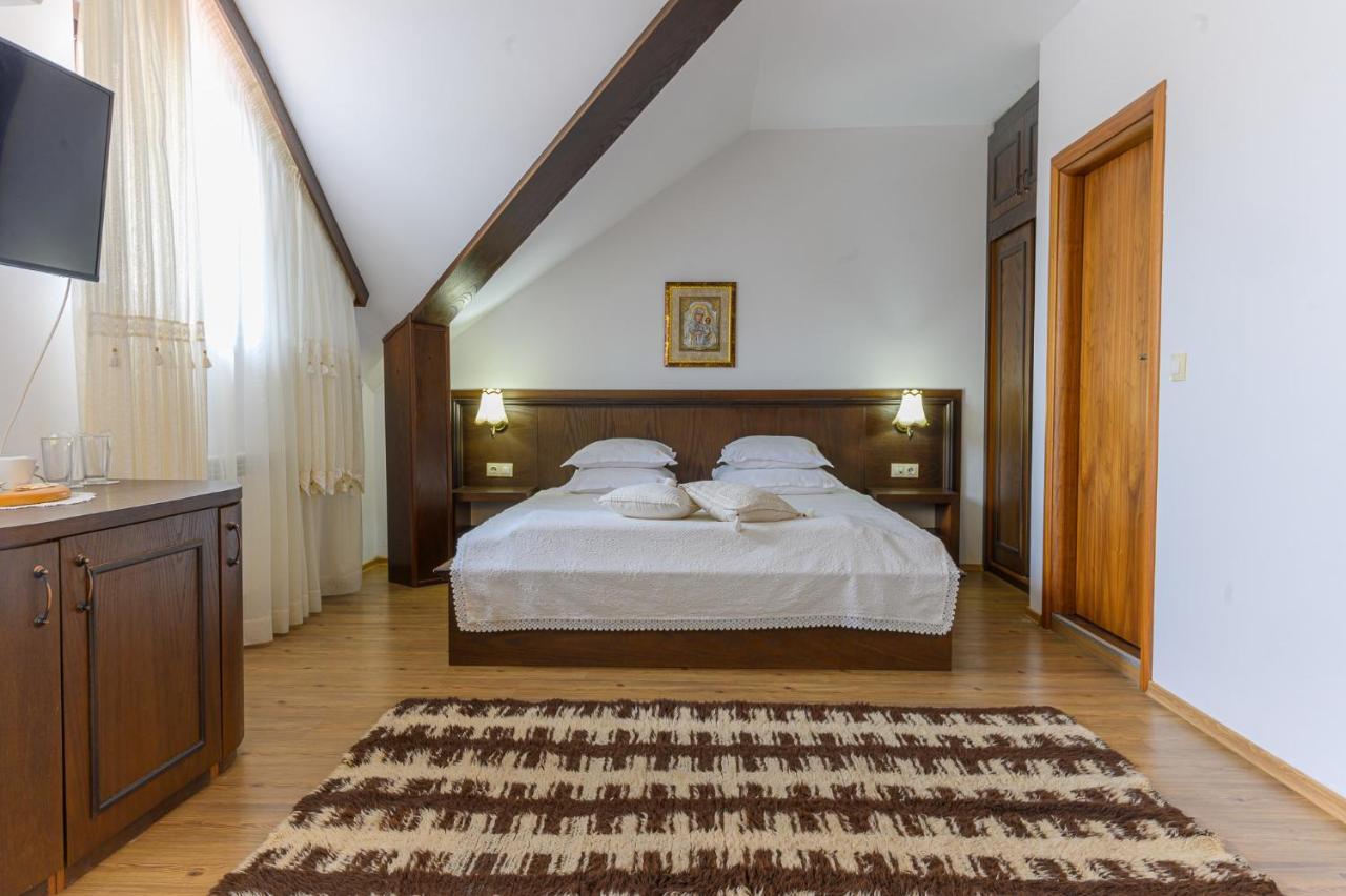 Boutique Hotel L Do Rado Sofia Exteriör bild