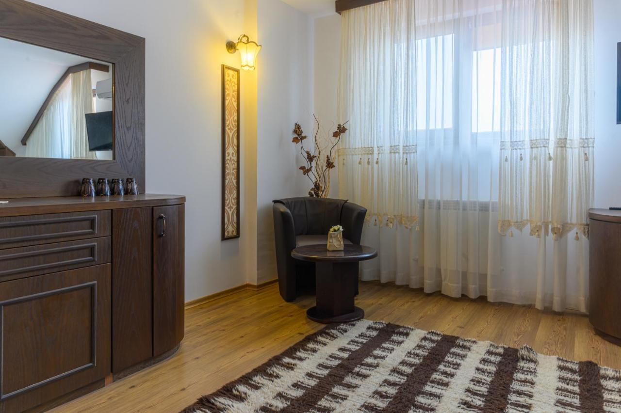 Boutique Hotel L Do Rado Sofia Exteriör bild