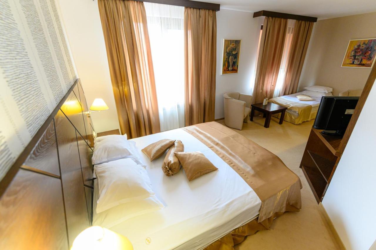 Boutique Hotel L Do Rado Sofia Exteriör bild