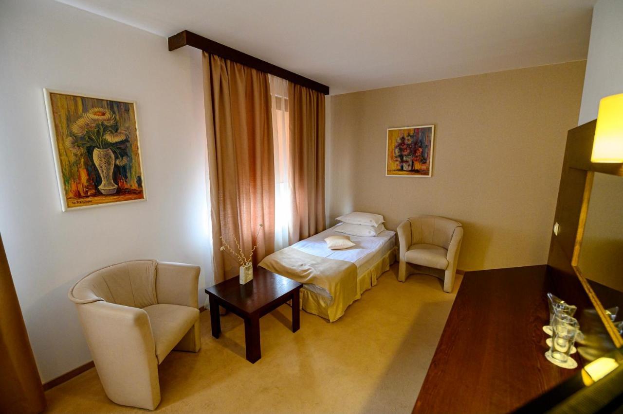Boutique Hotel L Do Rado Sofia Exteriör bild
